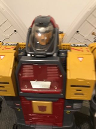 Weijiang Ultima Guard Omega Supreme G1 Transformers.  Complete.  Displayed Only. 2