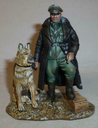 Figarti Miniatures Linited Edition Metal Model Of German Officer With Dog