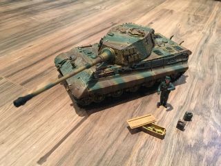 Forces Of Valor Unimax 1:32 German King Tiger Tank