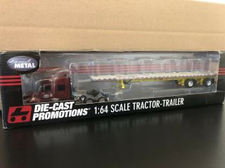1/64 Dcp By First Gear Hunt Transport Prostar With Flatbed (no Skirts)