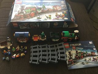 Lego Creator Winter Holiday Train (10254) 100 Complete