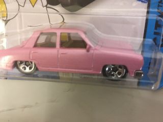 The Simpsons Pink Family Car - in package - Hot Wheels Diecast Car 3
