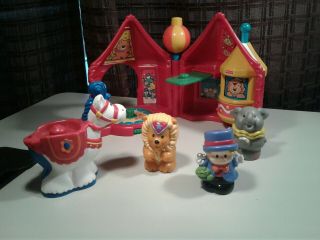 Fisher Price Little People Big Top Red Circus Game Tent With Extra Figures