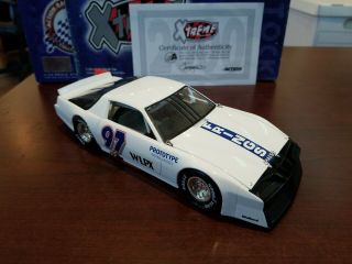 1983 Alan Kulwicki 97 WLPX White Firebird Xtreme 1:24 NASCAR Action MIB 3