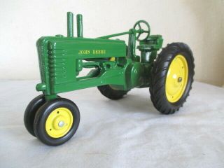 Vintage John Deere Tractor 1/16 Farm Toy Metal Rims
