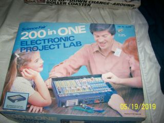 Vintage 1981 Science Fair 200 In 1 Electronic Project Lab