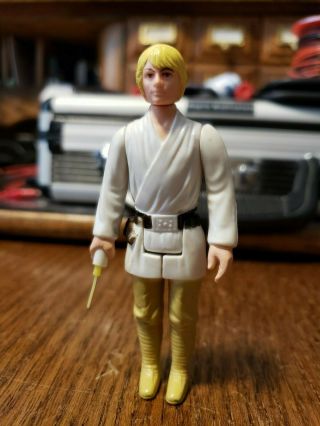 Vintage 1977 Star Wars Action Figure Luke Skywalker Farmboy