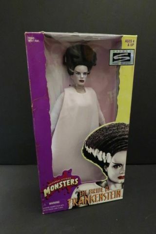 Universal Studios Monsters The Bride Of Frankenstein 12 " Figure,  Box 1998