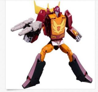 TRANSFORMERS MASTERPIECE MP - 40 TARGETMASTER HOT RODIMUS ACTION FIGURES 3
