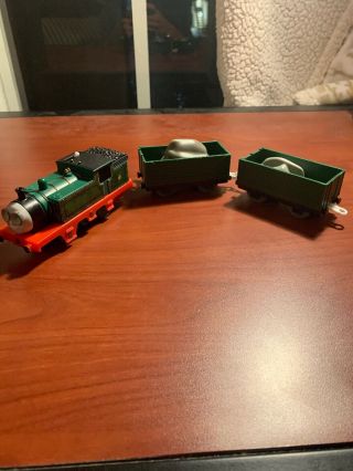 Thomas & Friends Trackmaster Motorized Train Whiff Battery Operated W/ 2 Cars
