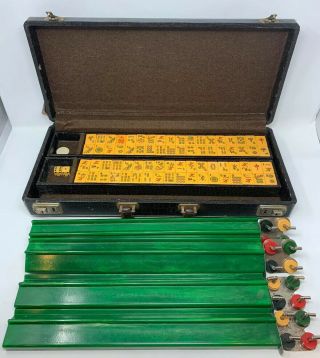 Bakelite Mahjong Set 144 Tiles Green Racks