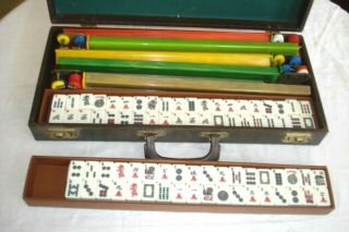 Vintage Mah Jong Set 152 Tiles W/catalin Racks/ Case Conditon