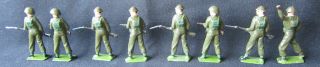 Britains Toy Lead Soldiers Great Britain Infantry Rifles and Tommy Guns Officer 3