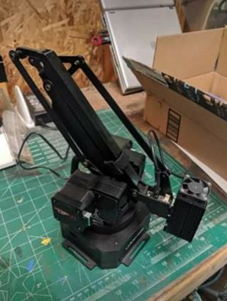 Uarm Swift Pro Robot Arm.  Laser Engraver,  Gripper Arm,  3d Print Head,  Grove Kit