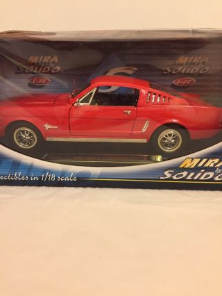 Mira Solido Ford Mustang Fastback 1:18 Die Cast