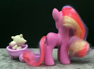 My Little Pony MLP G4 Cupcake with Pet Single Wave 3 2011 3