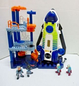 Imaginext Space Shuttle And Tower,  Astronauts,  Aliens Lights Sounds
