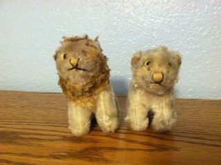 Set Of 2 Vintage Mini Stuffed Animals - Lion And Cat