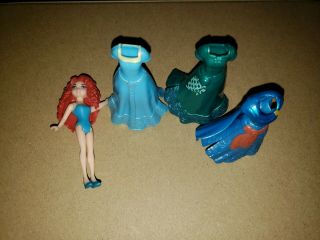 Polly Pocket Disney Princess Magiclip Merida Doll W/ 3 Dresses