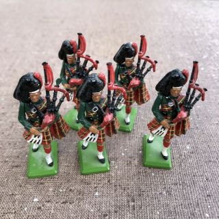 6 Britains Ltd Scottish Bagpipe Players Metal Soldiers Gordon Highlanders
