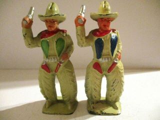 2 Vintage Manoil Lead Toy Dime Store Cow Boys M31 In Condition/paint