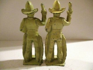 2 Vintage Manoil Lead Toy dime store Cow Boys M31 in Condition/paint 2