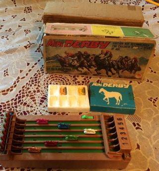 Vintage Shinsei Mini Derby Horse Track Battery Operated Racing Game Box