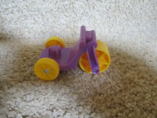 Fisher Price Little People Big Helpers Garage Bicycle Part Tricycle Park Sport