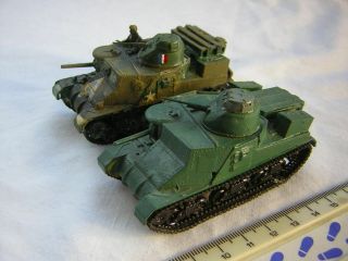 2 X Built Hasegawa Ww2 British / American Military M3 Lee Tanks Scale 1:72