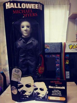 Halloween Michael Myers Rip Horror Spencers Gifts Doll