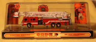Code 3 Collectible Elsmere Fd Pierce Tower Ladder Truck 1:64 Scale Diecast