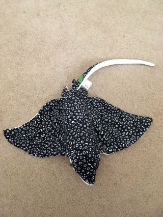 Wild Republic Spotted Eagle Ray.  15”.