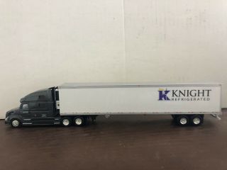 1/87 Volvo And 53’ Reefer Trailer (knight)