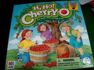 Hi Ho Cherry - O Board Game 100 Complete Milton Bradley Hasbro