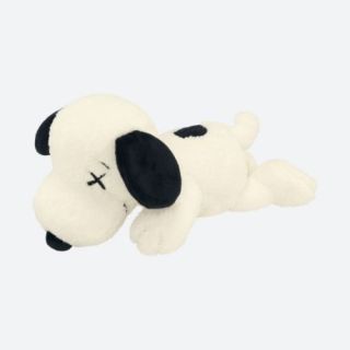 Authentic Japan Uniqlo X Kaws X Peanuts Snoopy Plush Toy / Size Small