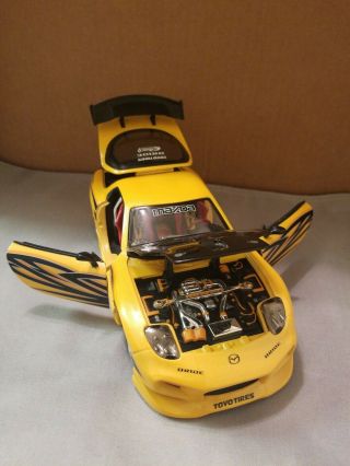 Jada Toys 1/24 Yellow Mazda Rx7
