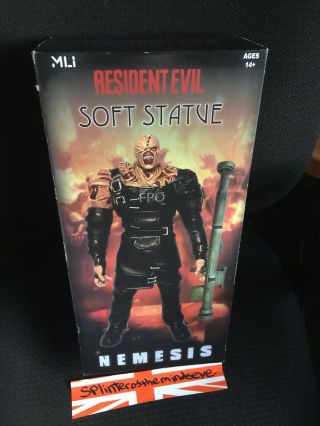 Resident Evil Nemesis 15 " Soft Statue Figure 1:6 Capcom Vinyl