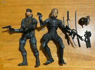 Metal Gear Solid 2 Sons Of Liberty Mgs Raiden And Solid Snake Action Figures