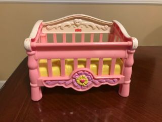 2006 Fisher Price Dollhouse Furniture Pink White Yellow Bed Crib For Baby Doll