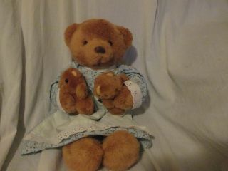 14 " Russ Berrie Mama Bear & 2 Babies Plush Stuffed Teddy 363 Blue Dress Apron