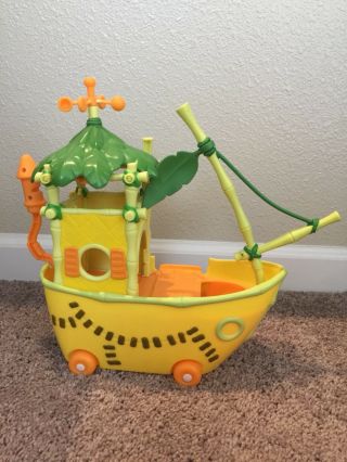 Jungle Junction Taxicrab Yellow Boat Play Set 2