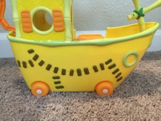 Jungle Junction Taxicrab Yellow Boat Play Set 3
