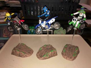 3 Motocross Racing Mini Action Figures Dirt Bike Ahrma Honda Kawasaki No Fear