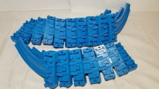 Thomas The Train Trackmaster Curved Track With Riser 7 Left 10 Right Blue