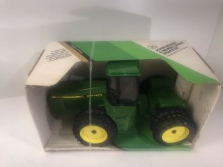 1/16 John Deere 8760 Tractor W/ Dual Tires Collector Edition