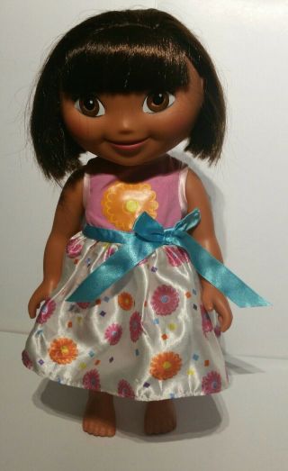 Dora The Explorer 15 " Dress Up Adventure Dress & Style Doll Mattel Sunflower