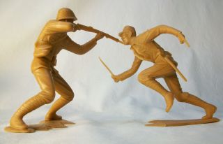 2 Vintage 1963 ' s Marx 6 inches Japanese soldiers 3