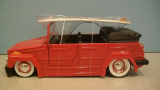 1:24 Scale 1973 Volkswagen Mehrzweckwagen With Surfboard Die - Cast By Jada Toys.