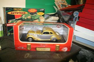 1937 Bmw 327 Coupe 1:18 Diecast By Top Line