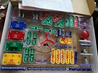 Elenco Snap Circuits Sc - 300 & Sc - 100 Electronics Kit Complete Cib 300 Projects